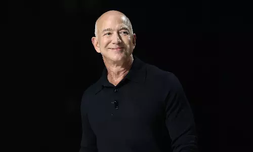 Amazon Founder Bezos Nears Deal To Buy Stake in Liverpool: Report Amazon Founder Bezos Nears Deal To Buy Stake in Liverpool: Report