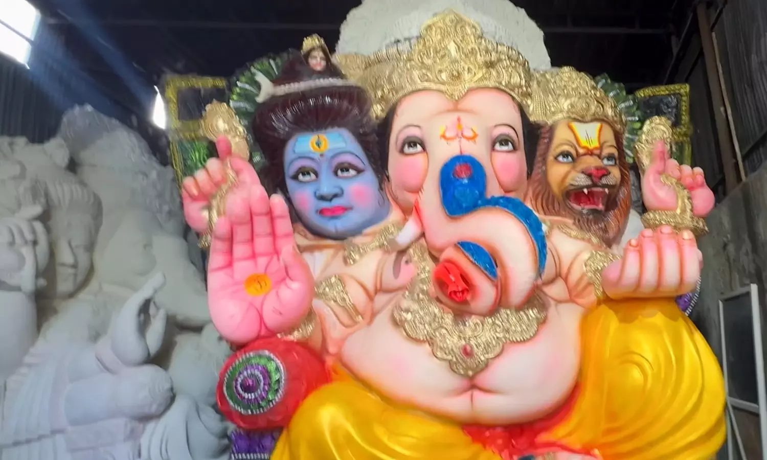 From Goshamahal to Gujarat, Demand Rises For Telugu-style Ganesh Idols From Goshamahal to Gujarat, Demand Rises For Telugu-style Ganesh Idols
