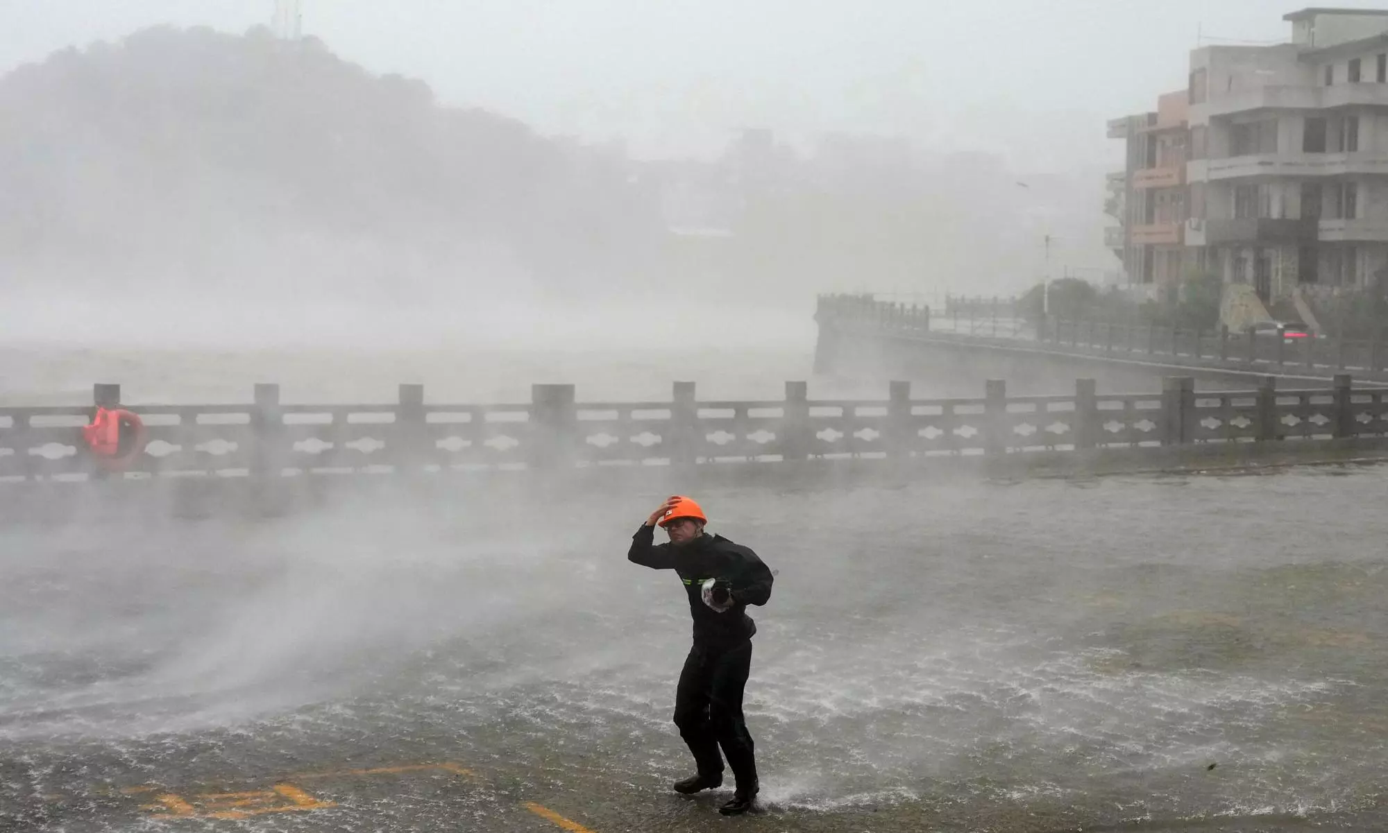 Typhoon Dolphin Unleashes Floods Across Central China, Swamps Parts of Beijing Typhoon Dolphin Unleashes Floods Across Central China, Swamps Parts of Beijing