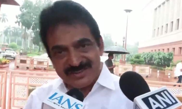 Venugopal Slams Amit Shah’s Offer to Discuss Student Protests