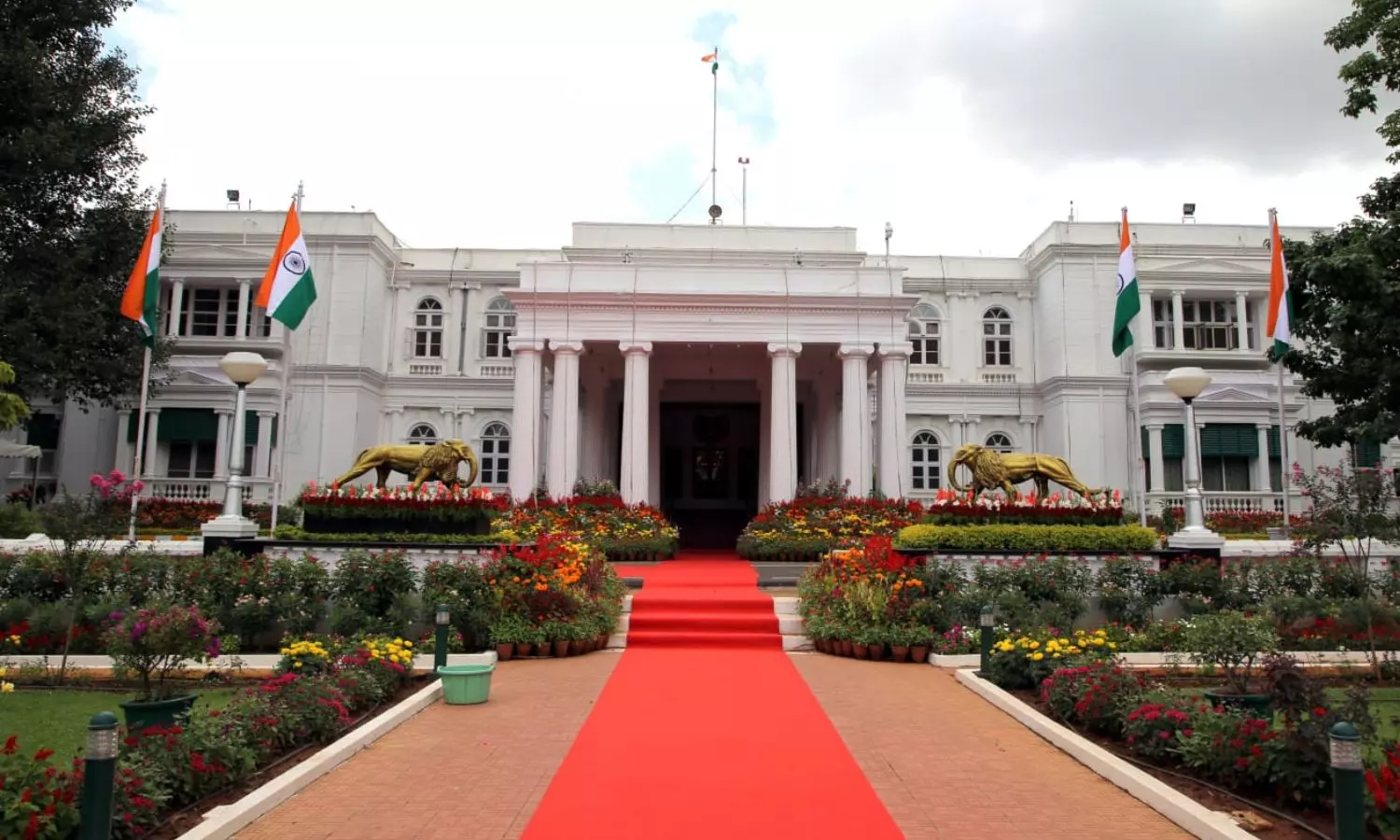 Karnataka Lok Bhavan To Be Open for Public Visit From August 16 to 18 Karnataka Lok Bhavan To Be Open for Public Visit From August 16 to 18