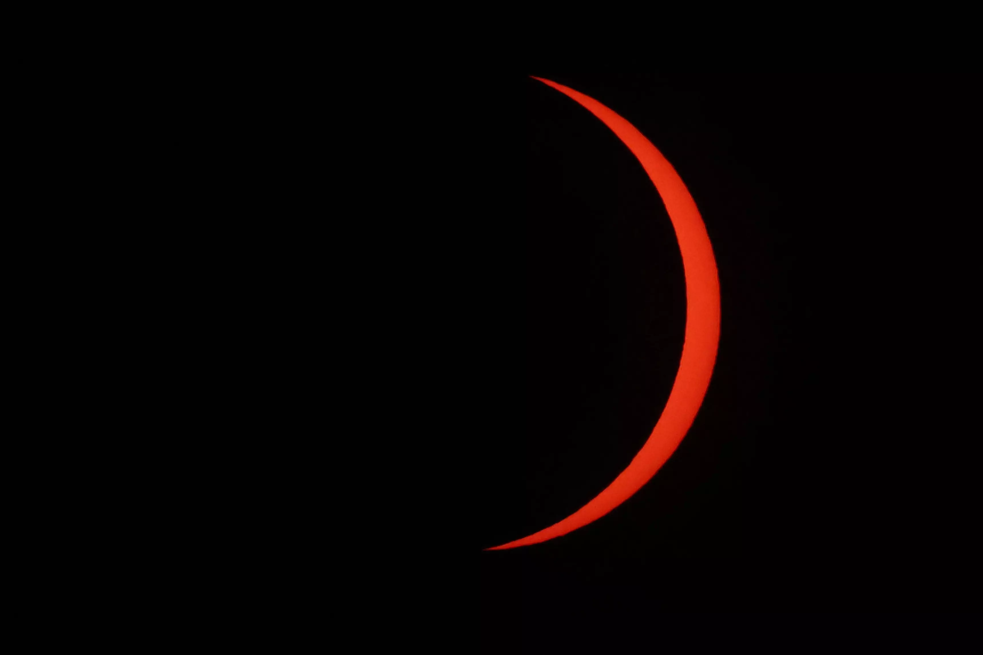 Millions Crowd Spanish Cities to See Country's First Total Solar Eclipse ...