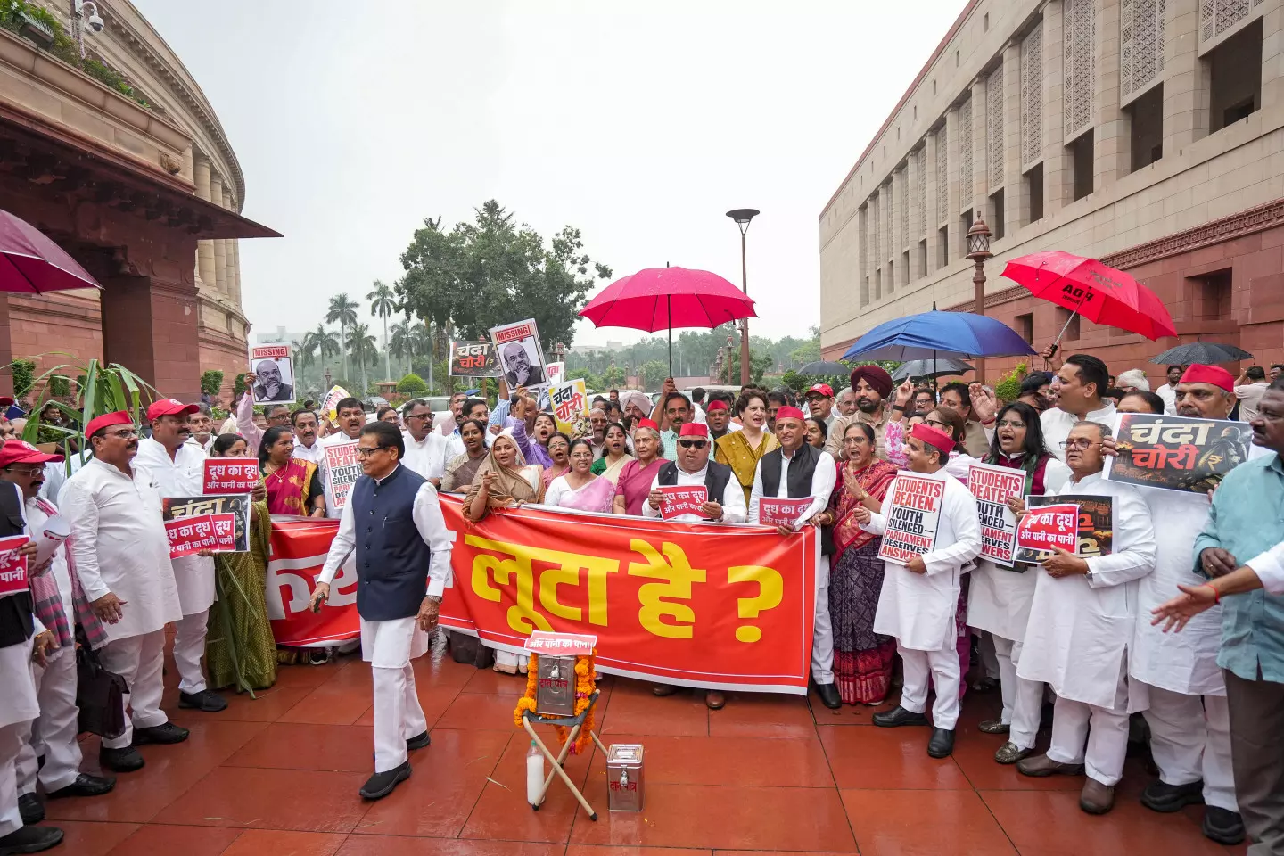 Parliament Monsoon Session Heads for Washout Amid Protests Parliament Monsoon Session Heads for Washout Amid Protests
