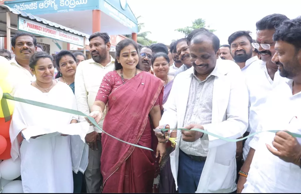 Nakkapalli Hospital To Be Upgraded To 100-Bed Facility: Anitha Nakkapalli Hospital To Be Upgraded To 100-Bed Facility: Anitha