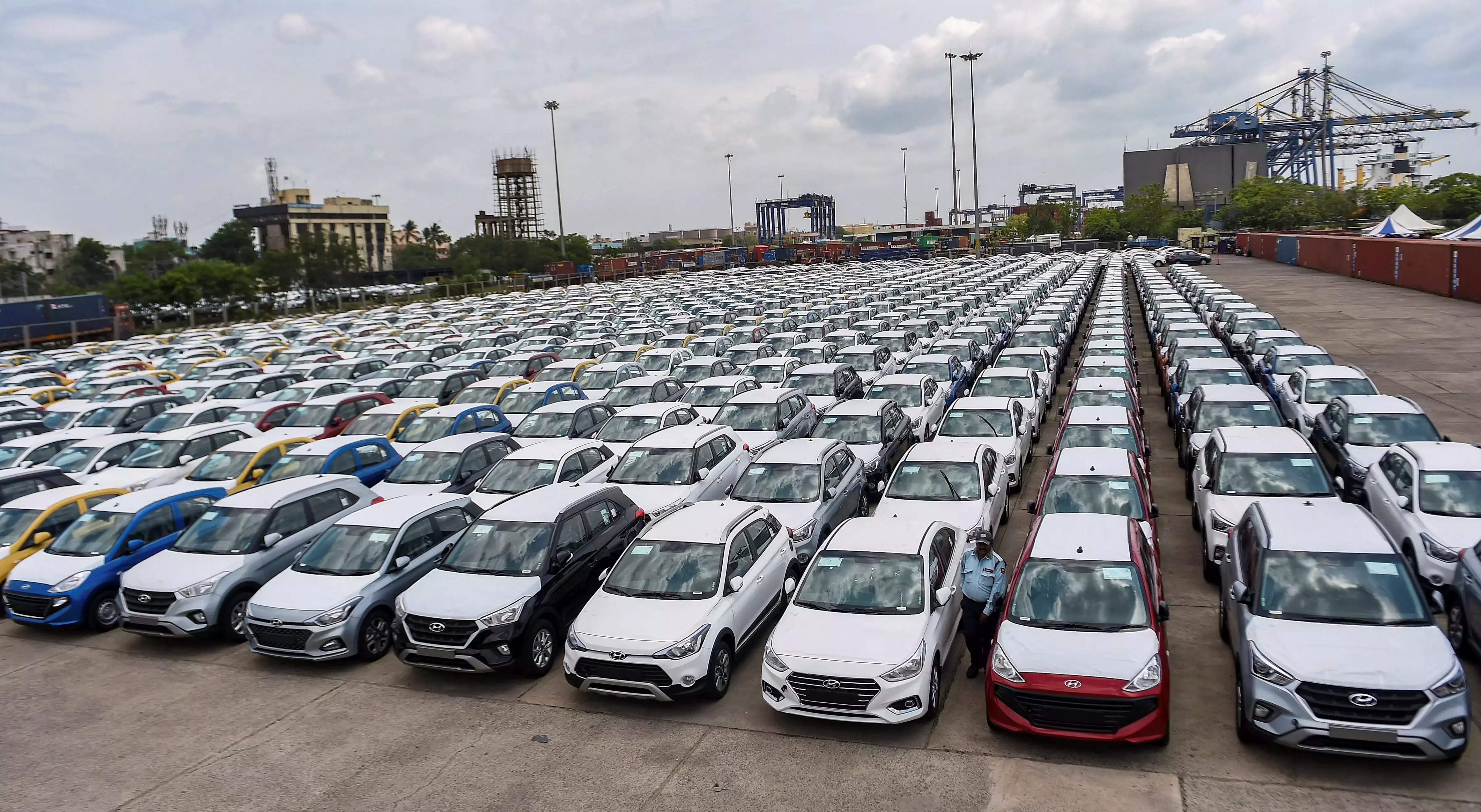 Robust Double-Digit Vehicle Sales Set Strong Festive Tone Ahead Robust Double-Digit Vehicle Sales Set Strong Festive Tone Ahead