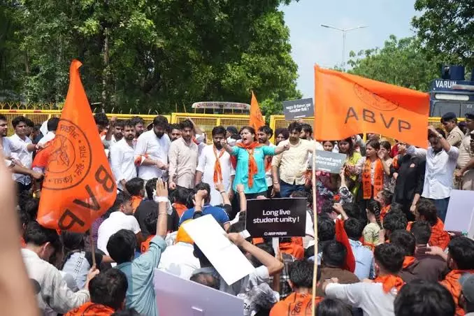 ABVP Protests JSSC Exam Row, Burns Soren Effigy ABVP Protests JSSC Exam Row, Burns Soren Effigy