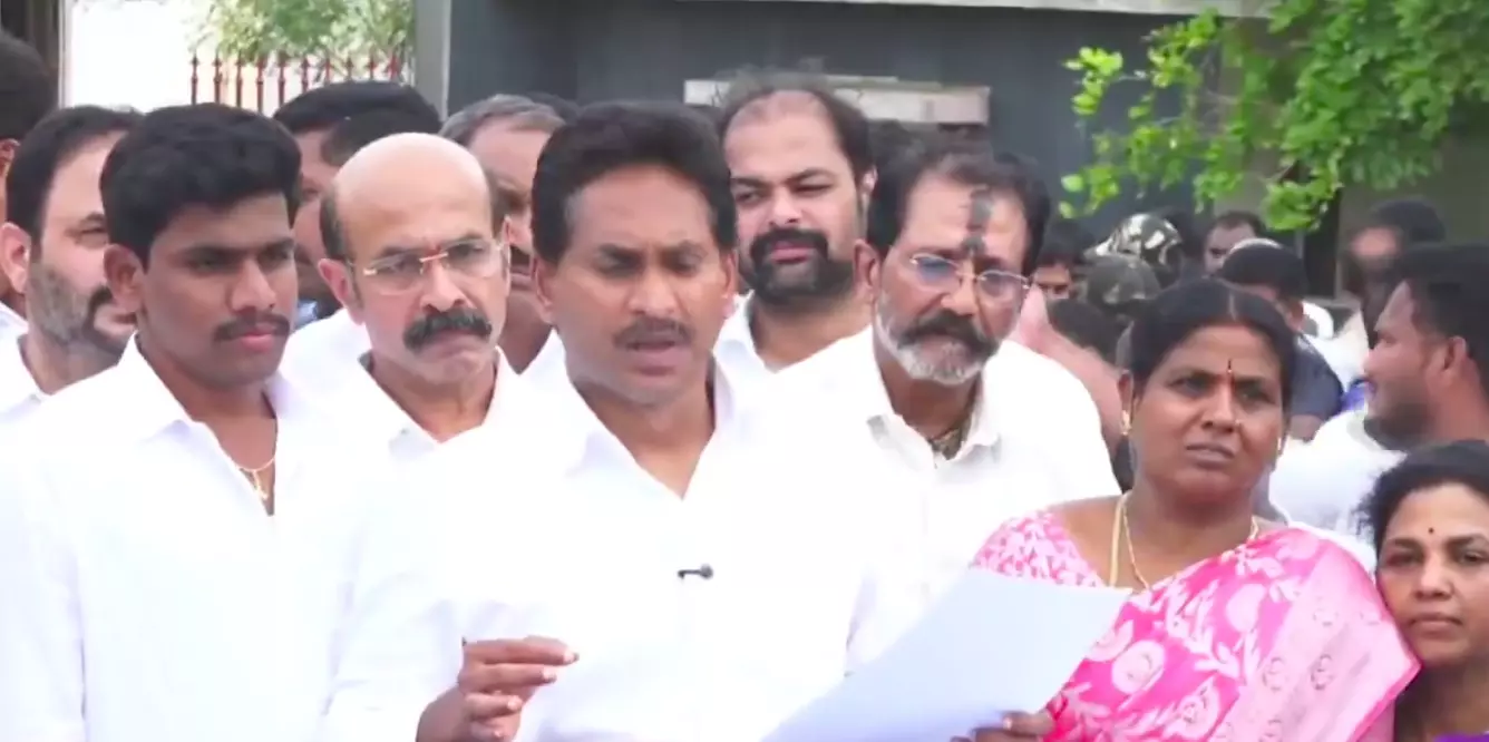 Jagan Alleges Conspiracy Against BC Leaders, Attacks ‘Red Book’ Politics in Kurnool Jail Jagan Alleges Conspiracy Against BC Leaders, Attacks ‘Red Book’ Politics in Kurnool Jail