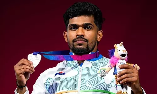 Weightlifter Muthupandian Gets Heros Welcome at Thoothukudi Weightlifter Muthupandian Gets Heros Welcome at Thoothukudi