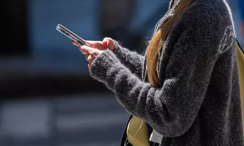 Hidden iPhone Keyboard Shortcuts To Raise Your Texting and Typing Game Hidden iPhone Keyboard Shortcuts To Raise Your Texting and Typing Game
