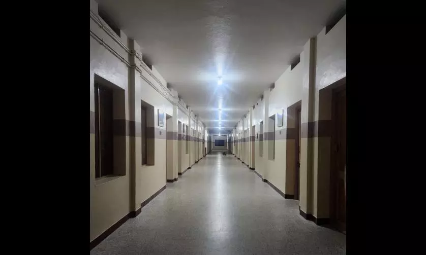 Over 600 Students Leave Maharashtra Hostel Amid Ghost Rumours Over 600 Students Leave Maharashtra Hostel Amid Ghost Rumours