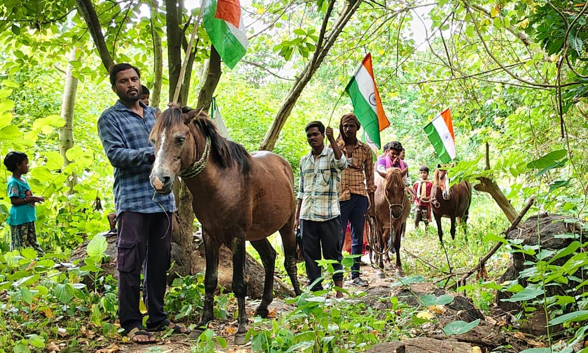 Kondu Tribal Stage Protest On Horseback For Road Connectivity