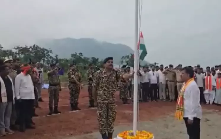 Cgarh: Tricolour Hoisted at Karreguttalu Hills for First Time Since Independence Cgarh: Tricolour Hoisted at Karreguttalu Hills for First Time Since Independence