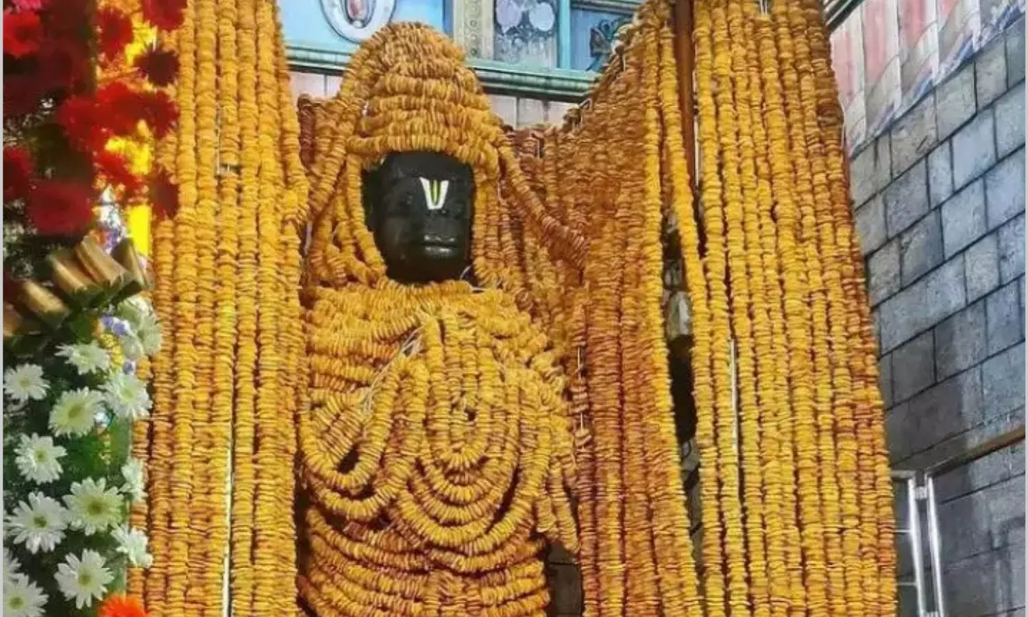 Photography Banned at the Namakkal Anjaneyar Temple From August 15 Photography Banned at the Namakkal Anjaneyar Temple From August 15