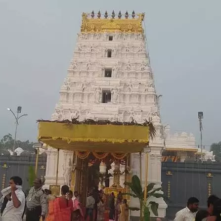 Sri Sudarshana Sahasra Sthambha Mandapam Inaugurated at Dokiparru Sri Sudarshana Sahasra Sthambha Mandapam Inaugurated at Dokiparru