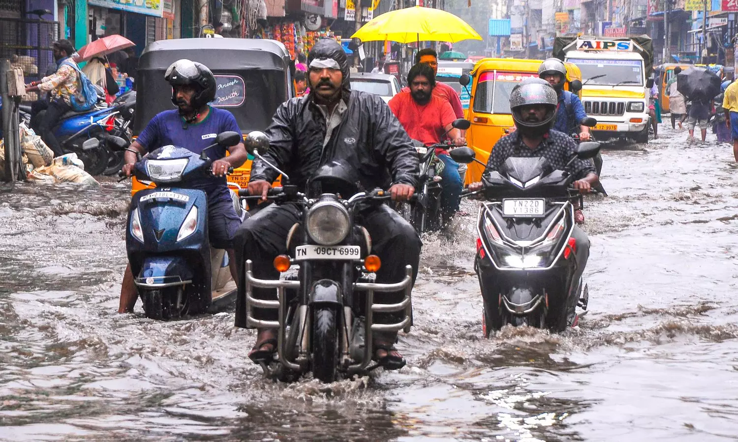 Heavy Rains Forecast for Northern Districts of TN From Monday Heavy Rains Forecast for Northern Districts of TN From Monday
