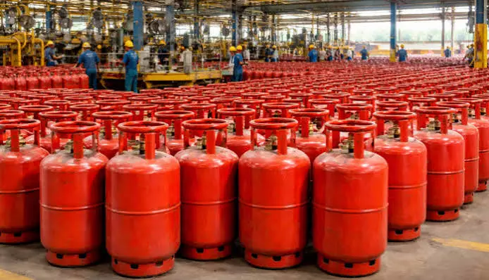 After Hormuz Crisis, Govt. Fixes LPG Production Targets For Refiners After Hormuz Crisis, Govt. Fixes LPG Production Targets For Refiners