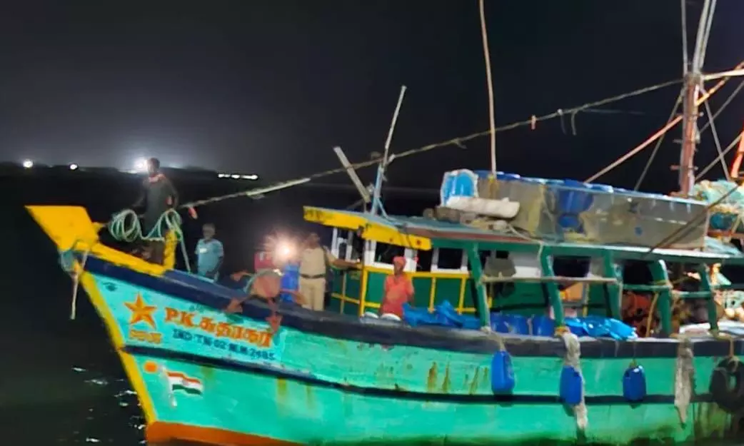 Tamil Nadu Fishing Boat Seized Off Krishnapatnam Coast Tamil Nadu Fishing Boat Seized Off Krishnapatnam Coast