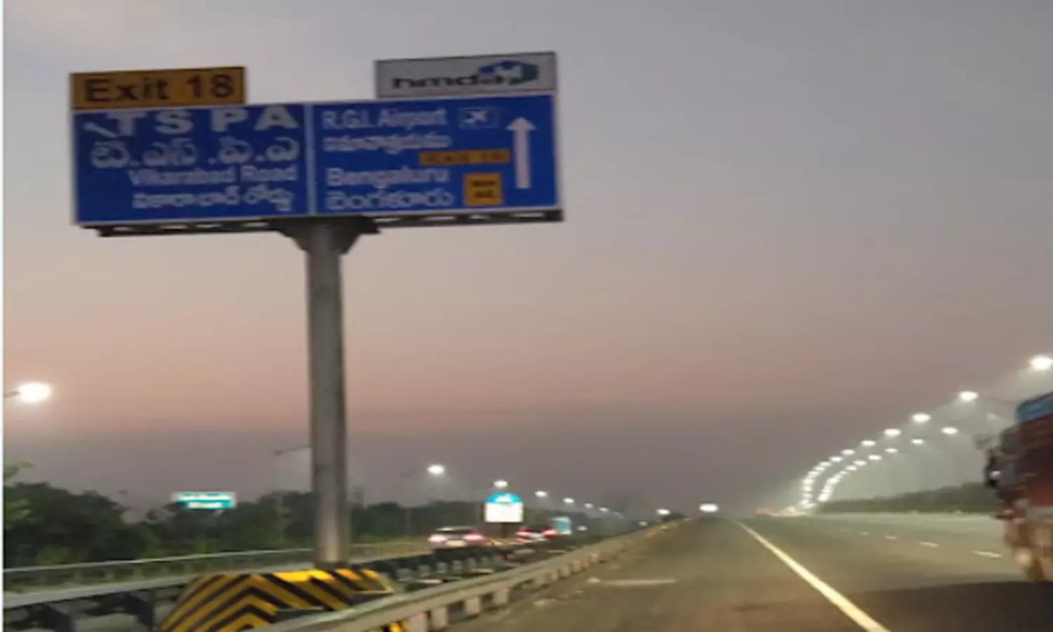 Hyderabad: B.Tech Graduate Dies in Road Accident At Narsingi Hyderabad: B.Tech Graduate Dies in Road Accident At Narsingi