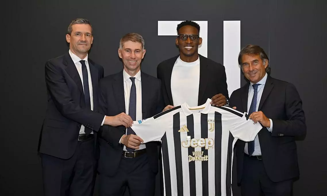 Colombia Defender Jhon Lucumi Moves to Juventus After Impressing at World Cup Colombia Defender Jhon Lucumi Moves to Juventus After Impressing at World Cup