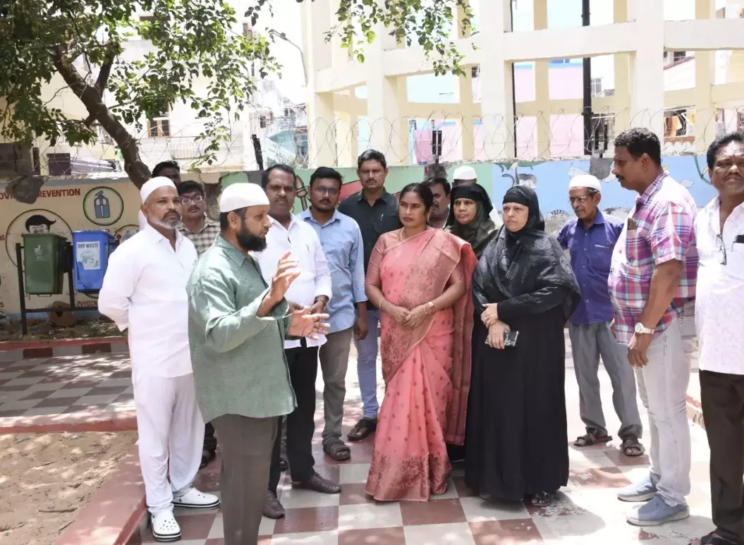 Mayor Inspects Urdu School, Assures Swift Development Works Mayor Inspects Urdu School, Assures Swift Development Works