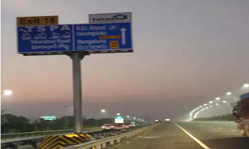 Hyderabad: B.Tech Graduate Dies in Road Accident At Narsingi