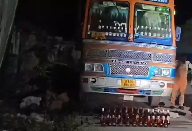 400 Goa Liquor Bottles Seized From Lorry Near Tadipatri Railway Station 400 Goa Liquor Bottles Seized From Lorry Near Tadipatri Railway Station