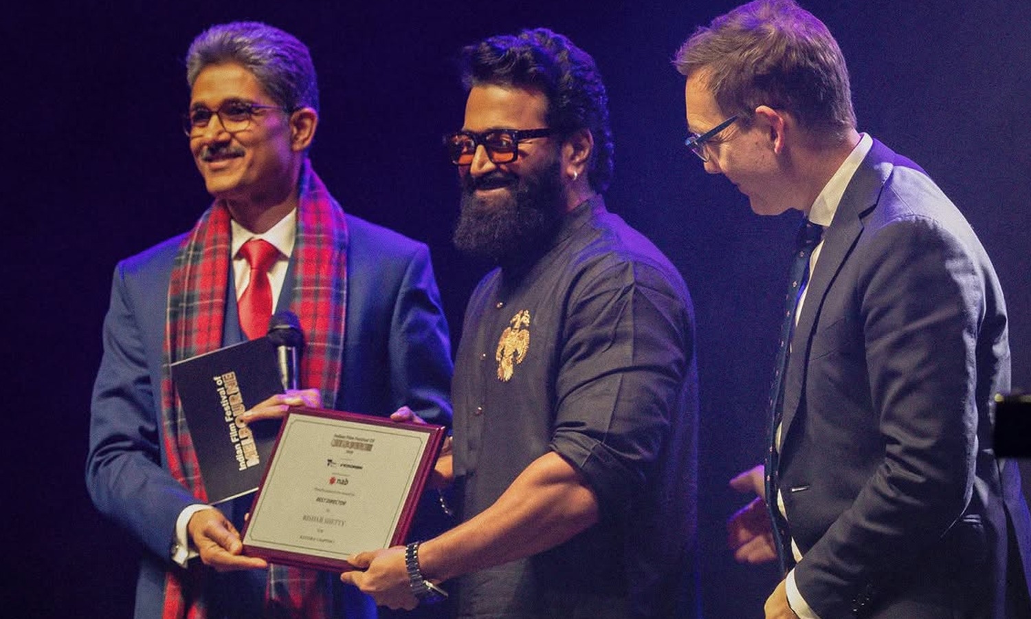 Rishab Shetty Receives Leadership in Cinema Award at IFFM