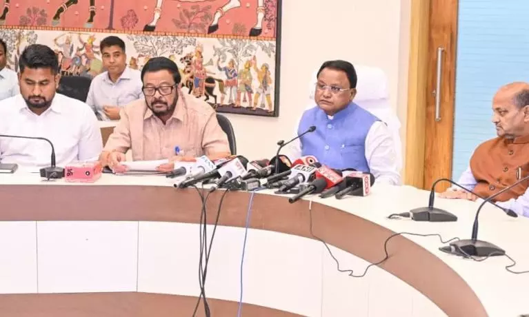 Odisha Floods Hit 1,381 Villages; Majhi Announces Rs 1,000-Crore Relief Package Odisha Floods Hit 1,381 Villages; Majhi Announces Rs 1,000-Crore Relief Package