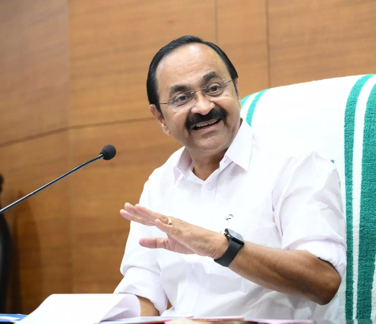 Kerala CM V D Satheesan Slams Governor for Summoning DGP to Lok Bhavan Kerala CM V D Satheesan Slams Governor for Summoning DGP to Lok Bhavan