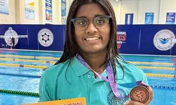 State Swimmers Dazzle At Junior National Event State Swimmers Dazzle At Junior National Event