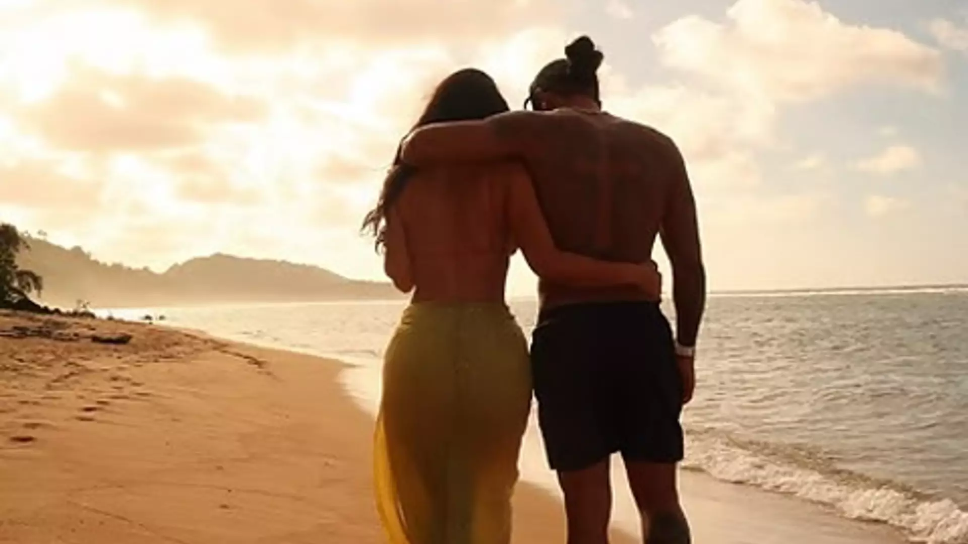 Kim Kardashian, Lewis Hamilton Share Loved-Up Pictures From Their Beach Getaway Kim Kardashian, Lewis Hamilton Share Loved-Up Pictures From Their Beach Getaway