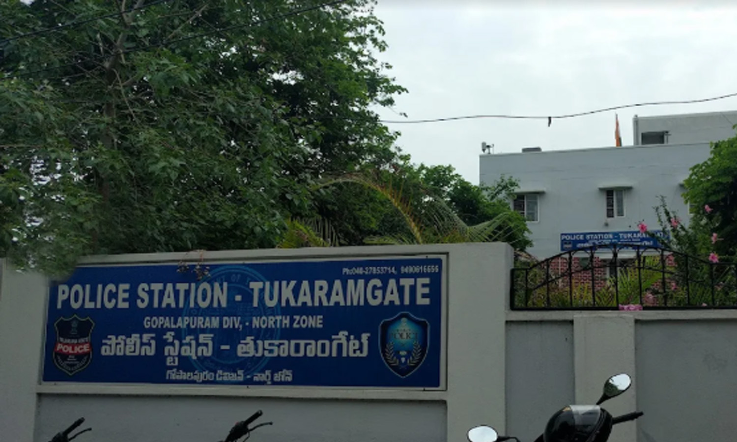 Tukaramgate Police Recover Rs 3 Lakh Gold Bag, Track & Return It To Deaf Siblings