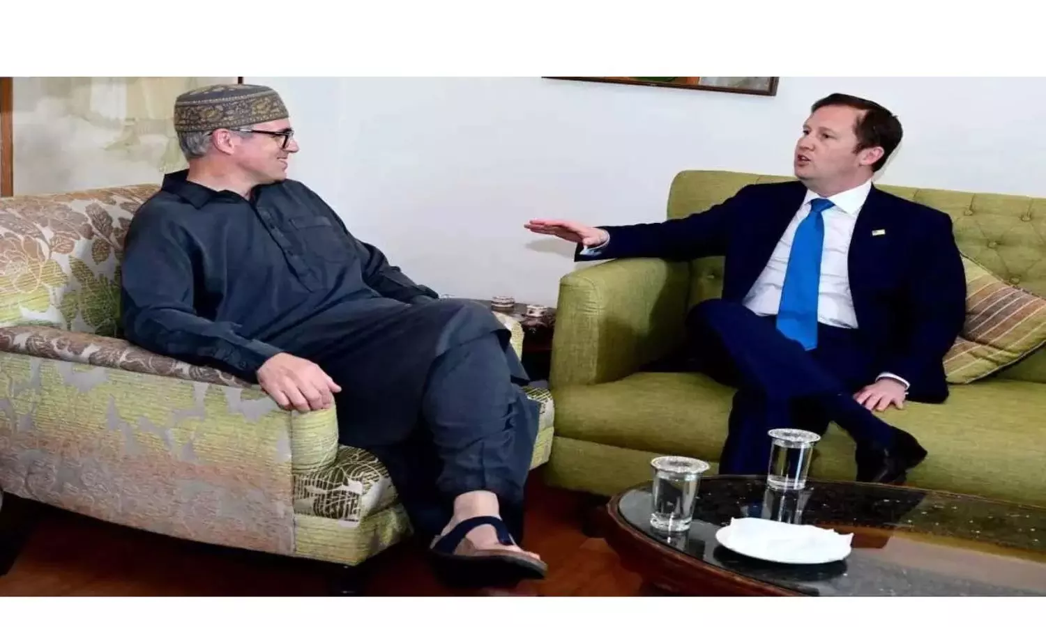 Omar Abdullah Declines to Be Drawn Into Controversy As US Envoy’s J&K Remarks Trigger Diplomatic Ripples Omar Abdullah Declines to Be Drawn Into Controversy As US Envoy’s J&K Remarks Trigger Diplomatic Ripples