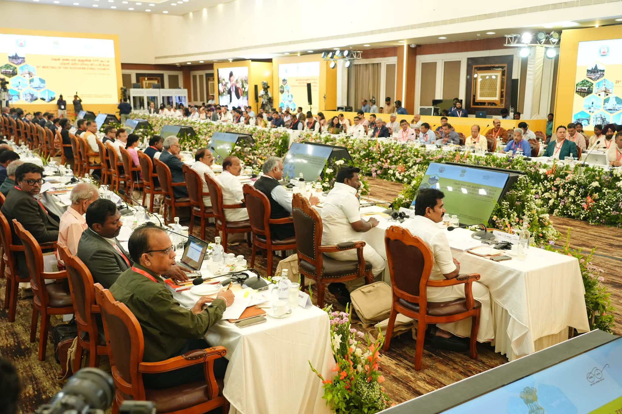 CMs From South Deliberate On Thorny Issues