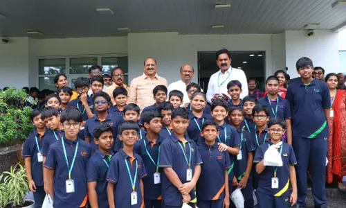 Andhra Pradesh: Assembly Knowledge Tour Familiarises Students With Democratic Process
