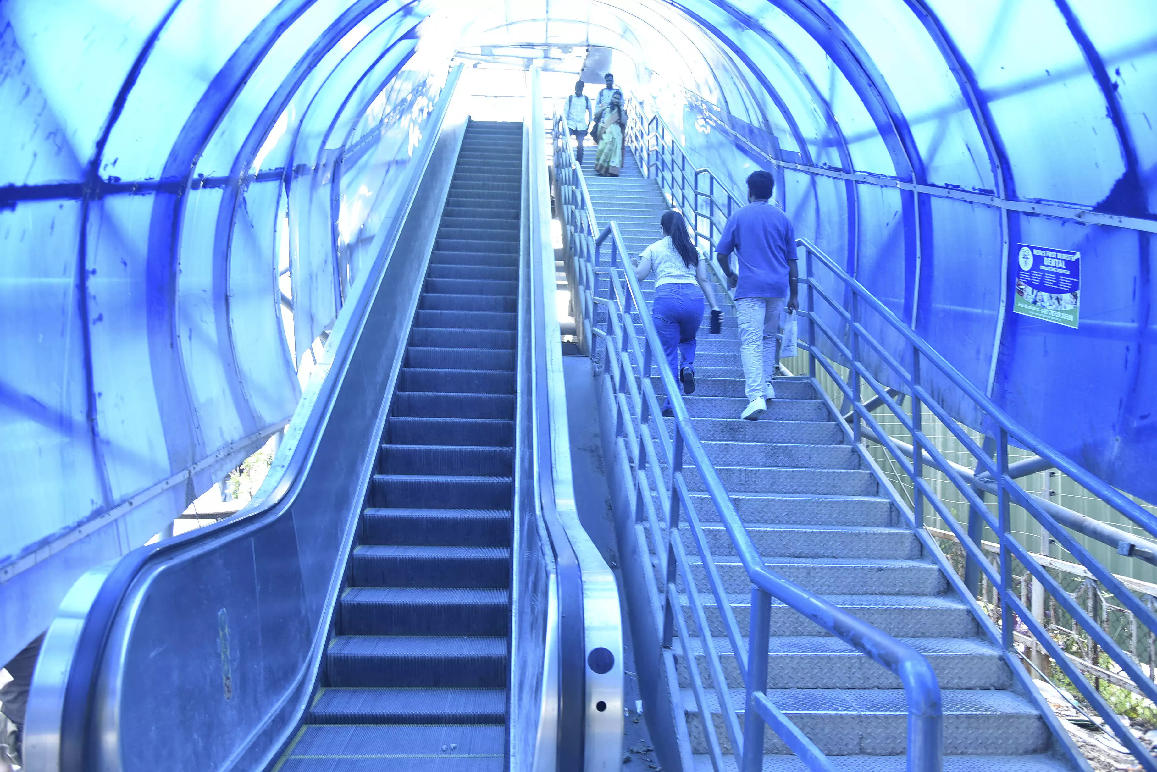 Telangana: Faulty Escalators Force People To Take Cross Roads Despite Risks Telangana: Faulty Escalators Force People To Take Cross Roads Despite Risks