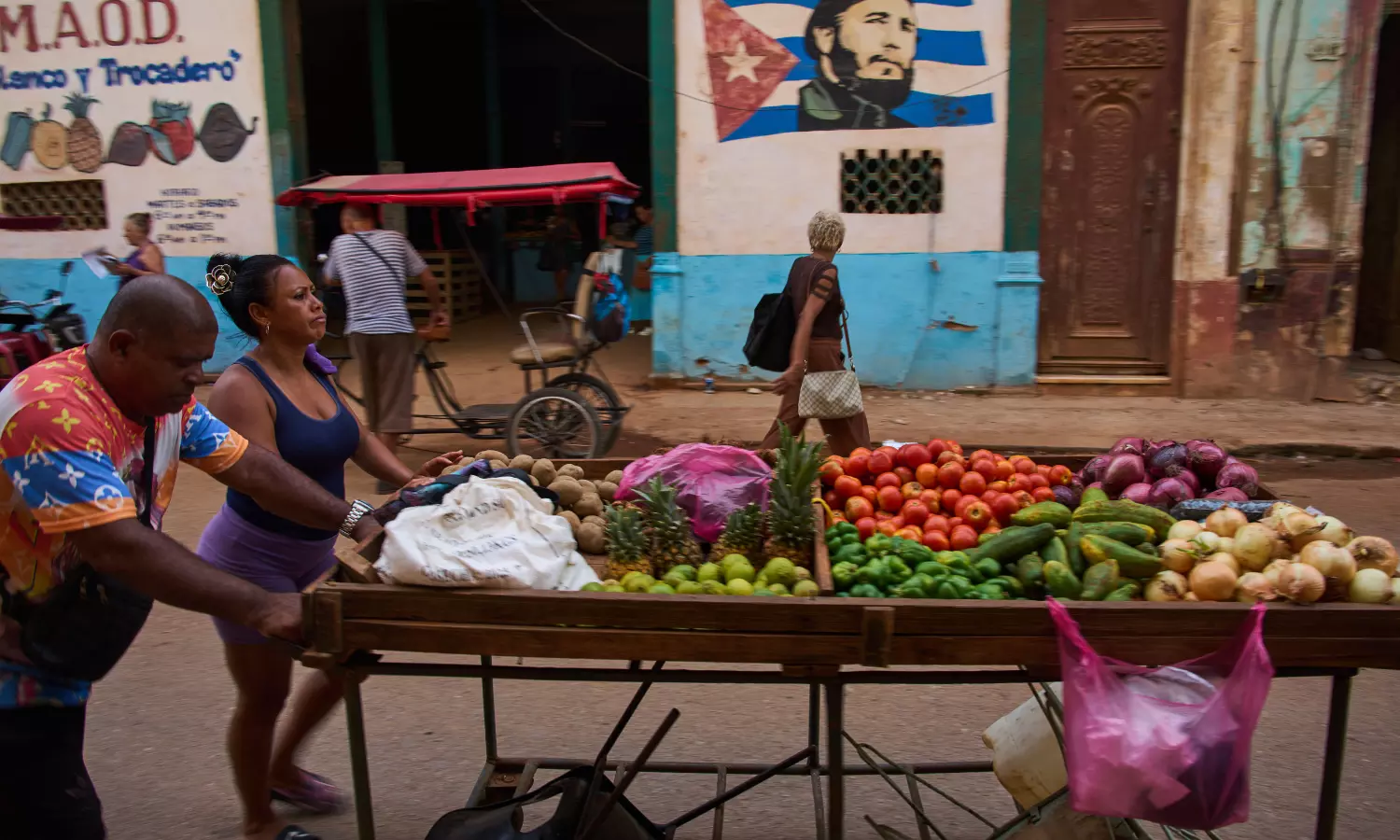US Ramps Up Cuba Sanctions, Detentions of Americans Returning From Island US Ramps Up Cuba Sanctions, Detentions of Americans Returning From Island