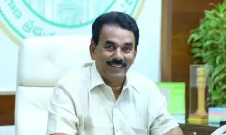Jupally Cleans Unhygienic Toilet During Surprise Inspection, Pulls Up Officials Jupally Cleans Unhygienic Toilet During Surprise Inspection, Pulls Up Officials