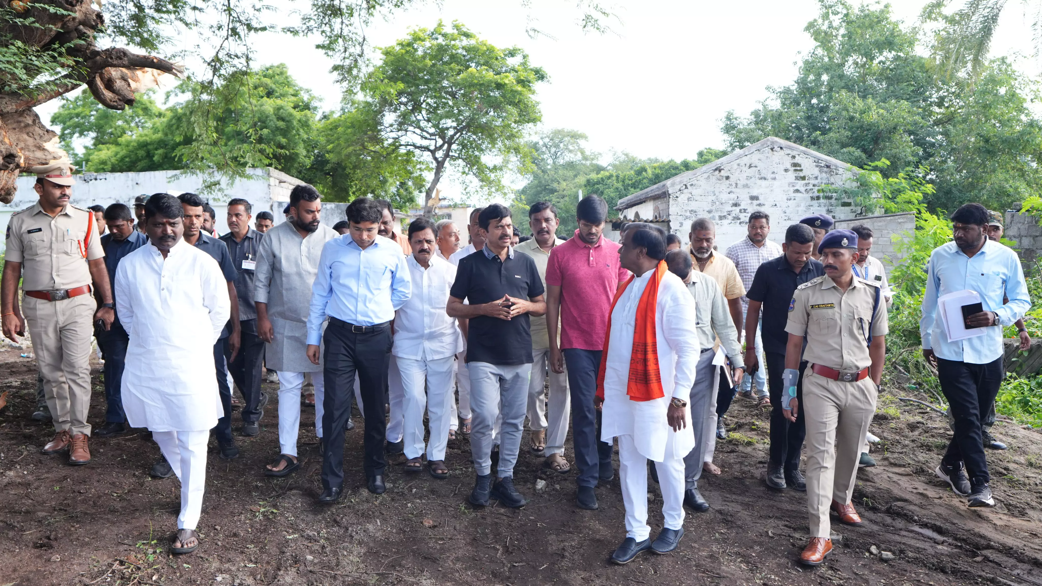 Ponguleti Inspects Indiramma Houses in Nizamabad Ponguleti Inspects Indiramma Houses in Nizamabad
