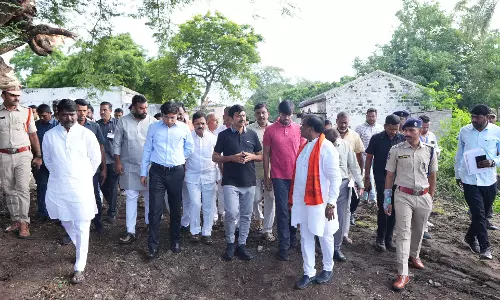 Ponguleti Inspects Indiramma Houses in Nizamabad Ponguleti Inspects Indiramma Houses in Nizamabad