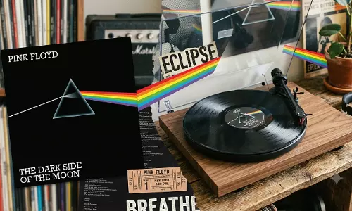 Ranjona Banerji | Hear This! Vinyl Is Back, and Music Is Cool Again! Ranjona Banerji | Hear This! Vinyl Is Back, and Music Is Cool Again!