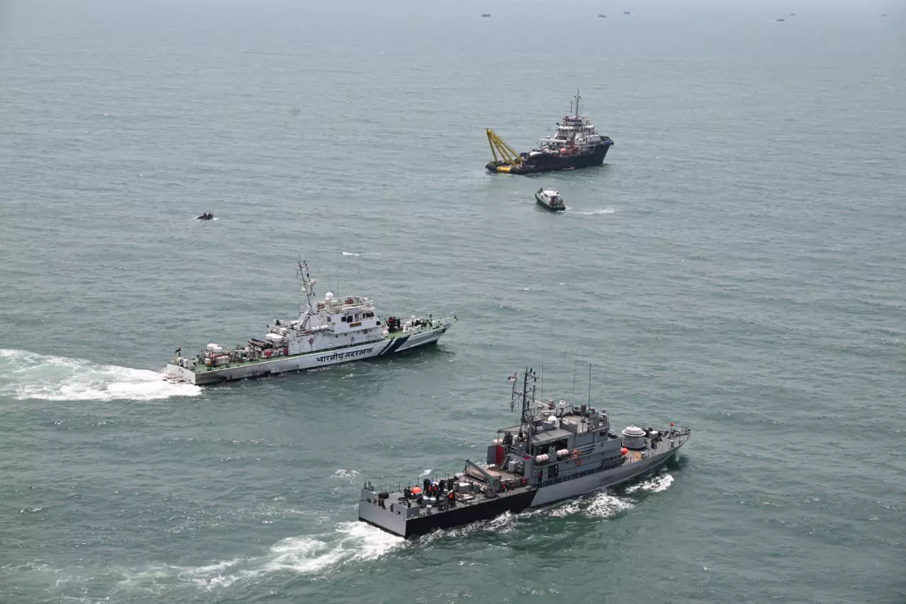 2 Rescued Off Bay of Bengal as Indian Coast Guard Leads Search Op 2 Rescued Off Bay of Bengal as Indian Coast Guard Leads Search Op