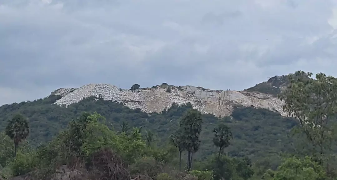 Villagers Demand Hearing On Quarrying At Kavkukunta; Near Affected Sites Villagers Demand Hearing On Quarrying At Kavkukunta; Near Affected Sites