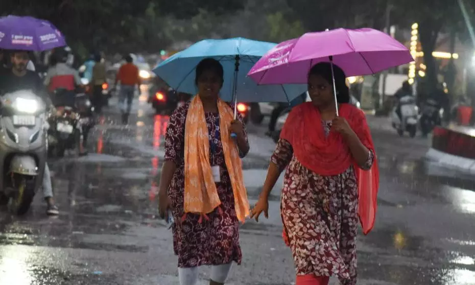 Heavy Rains Likely In West, South Telangana From September 19-24 Heavy Rains Likely In West, South Telangana From September 19-24