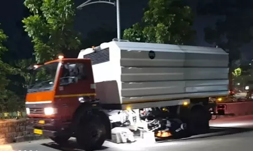 KMC Speeds Up Road Cleaning Using Modern Machines