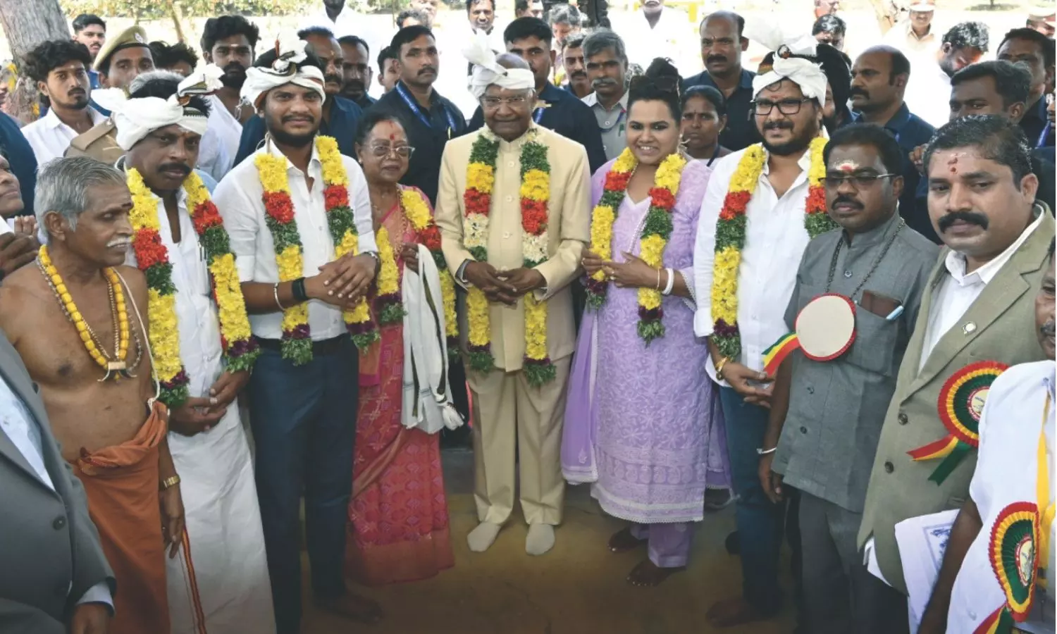 Excavate 1,008 Shivlings buried in Cauvery floods: Kovind Excavate 1,008 Shivlings buried in Cauvery floods: Kovind