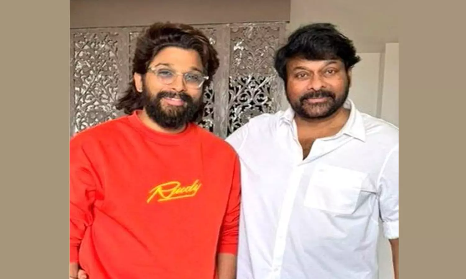 Chiranjeevi-Allu Arjun Birthday Wish Sparks Fresh Fan Debate Chiranjeevi-Allu Arjun Birthday Wish Sparks Fresh Fan Debate