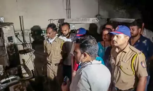 Amravati Hospital Fire: Fadnavis Announces Rs 5 Lakh Ex-gratia Amravati Hospital Fire: Fadnavis Announces Rs 5 Lakh Ex-gratia