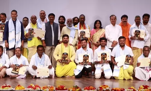 25 Oggu Katha Artists Honoured at UoH for Preserving Folk Art
