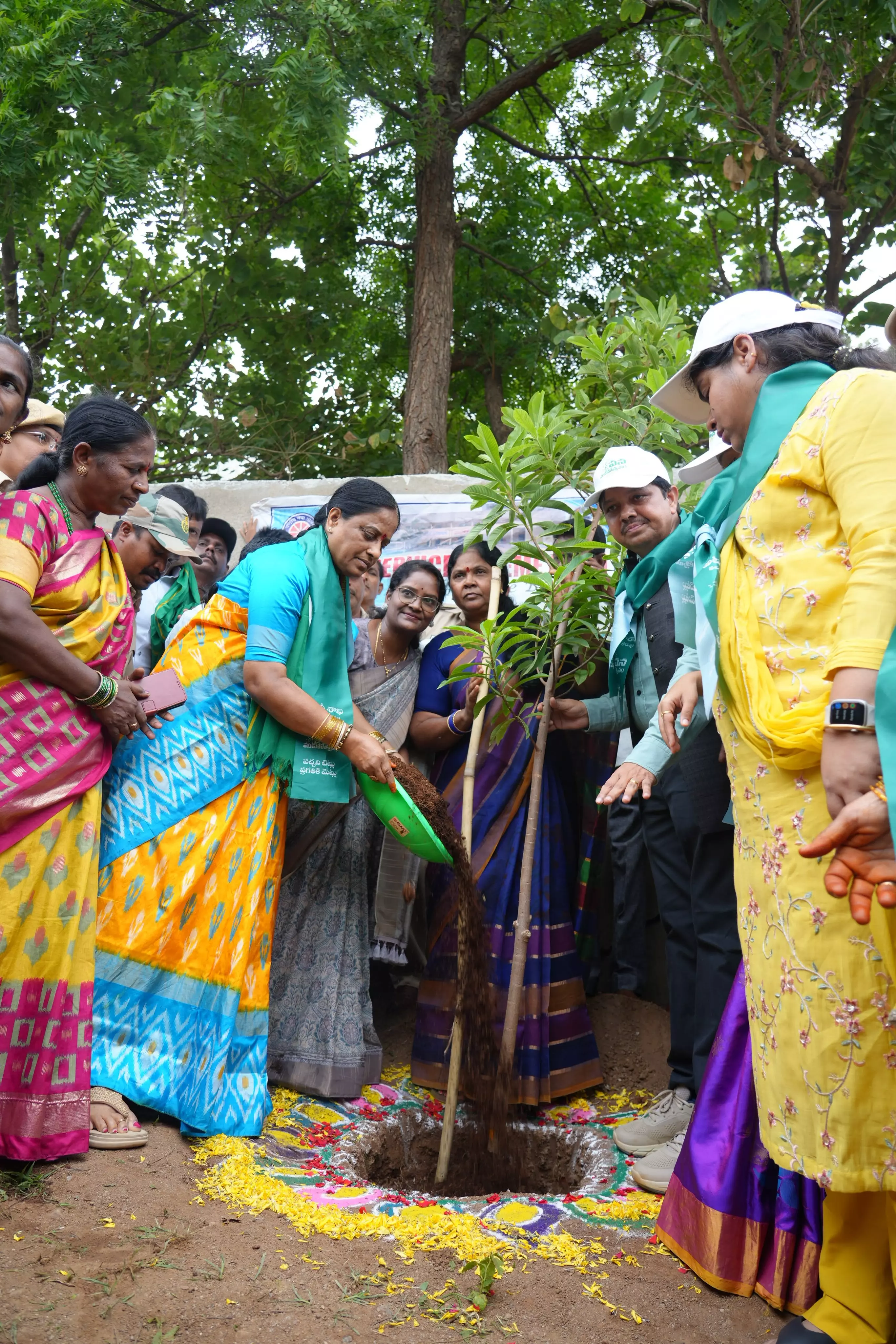 Konda Surekha Maintains Silence Amid Party Tensions Konda Surekha Maintains Silence Amid Party Tensions
